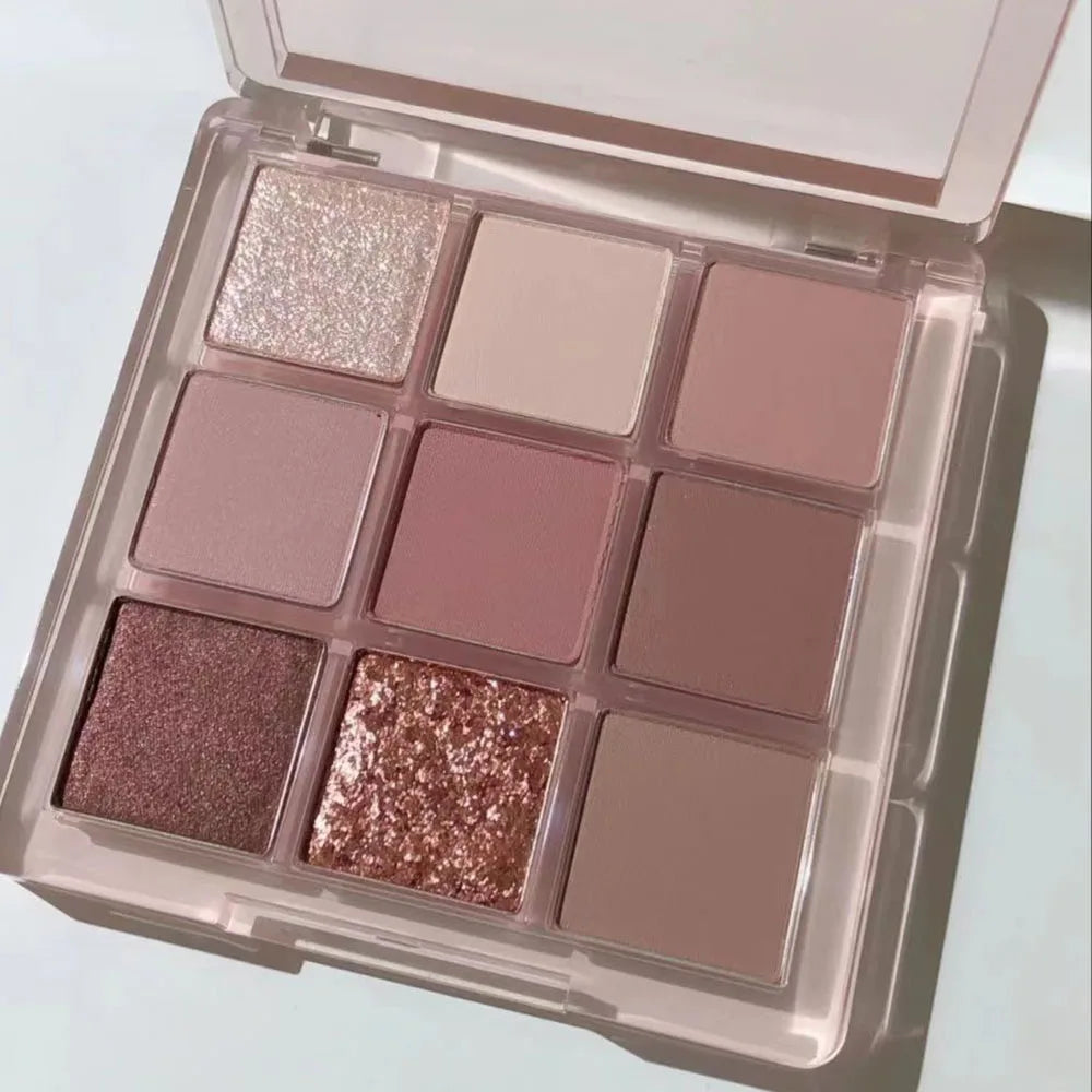 Nine-Color Eyeshadow Palette